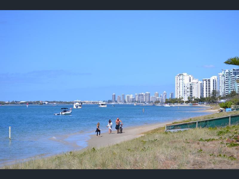 Grand Hotel Apartments Gold Coast By Owner Exterior photo